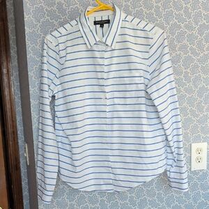 Banana Republic White and Blue Striped Buttondown Shirt M